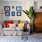 Miel. Centrico, Bonito, Comodo